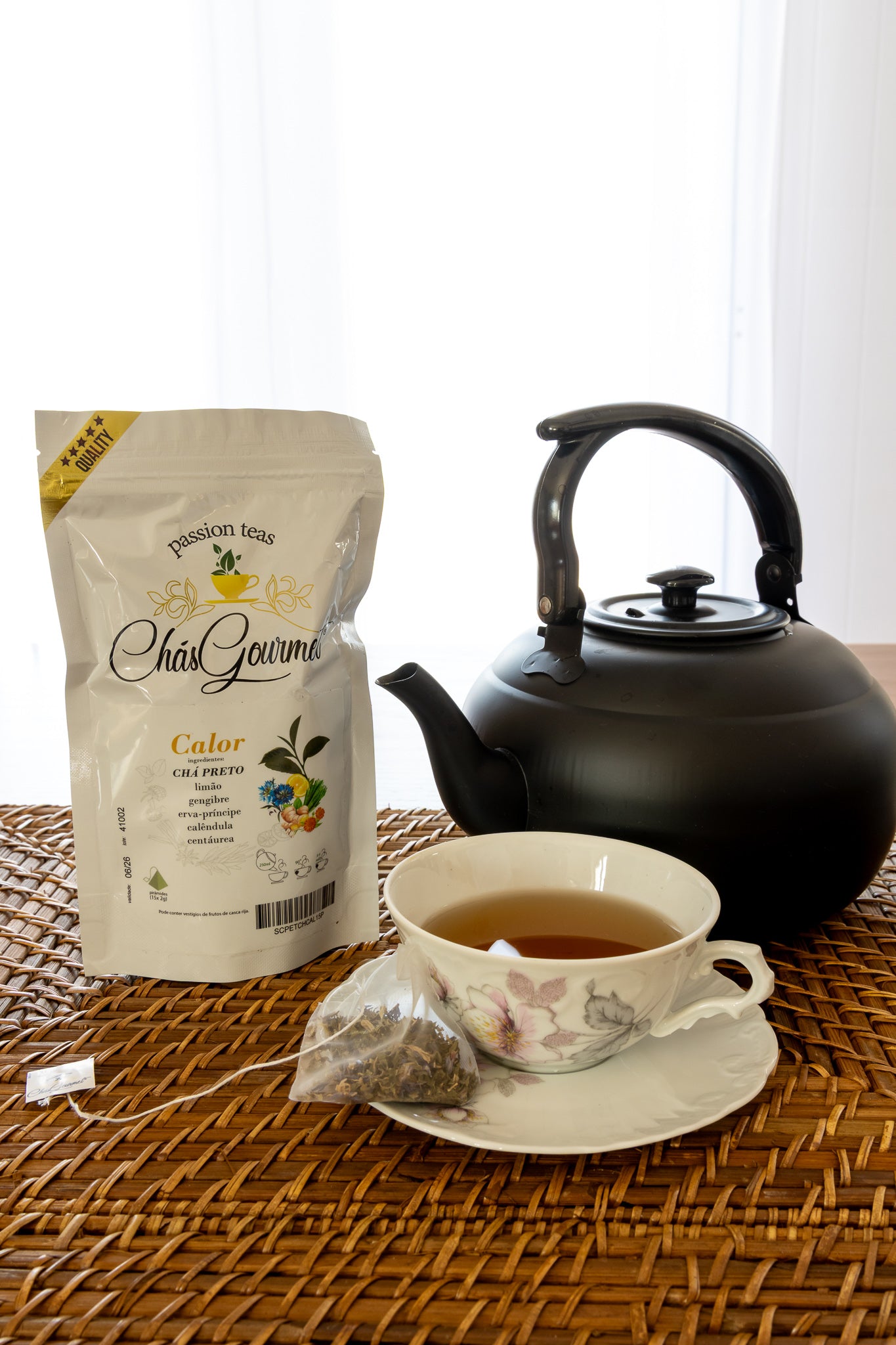 Chá Preto Limão e Gengibre – Energia Natural e Conforto Digestivo