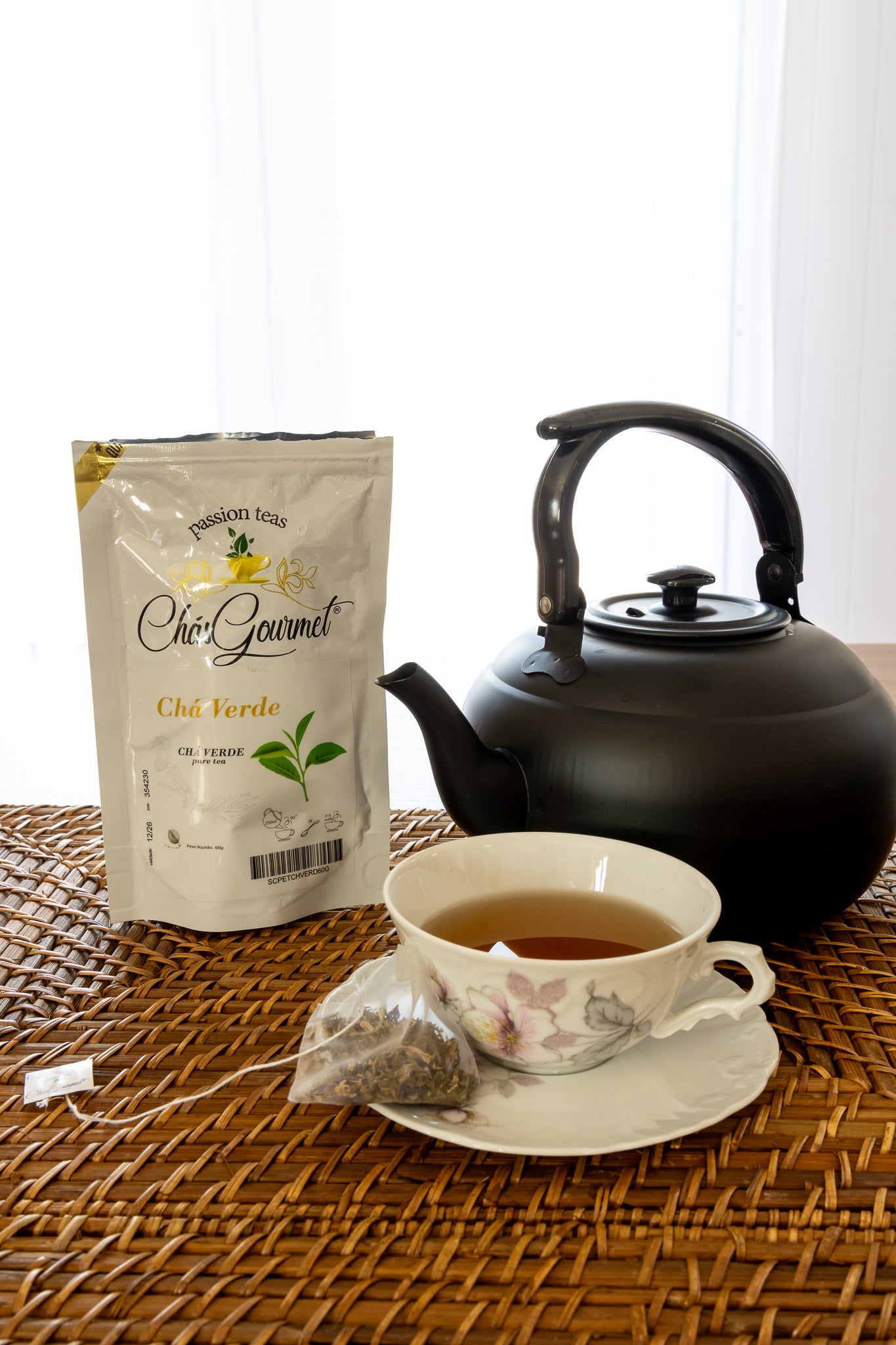 Chá Verde Sencha Japonês — Vitalidade e Foco Natural
