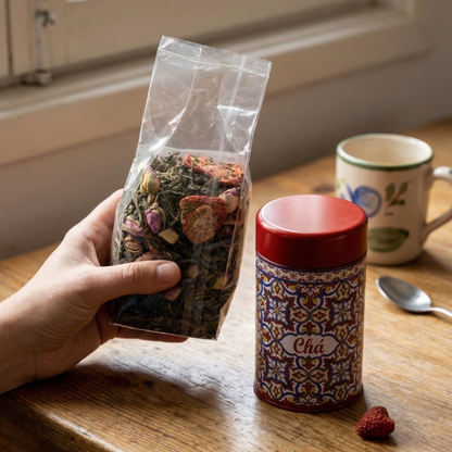 Chá Verde Açores com Morango & Champanhe – Romance Sensorial