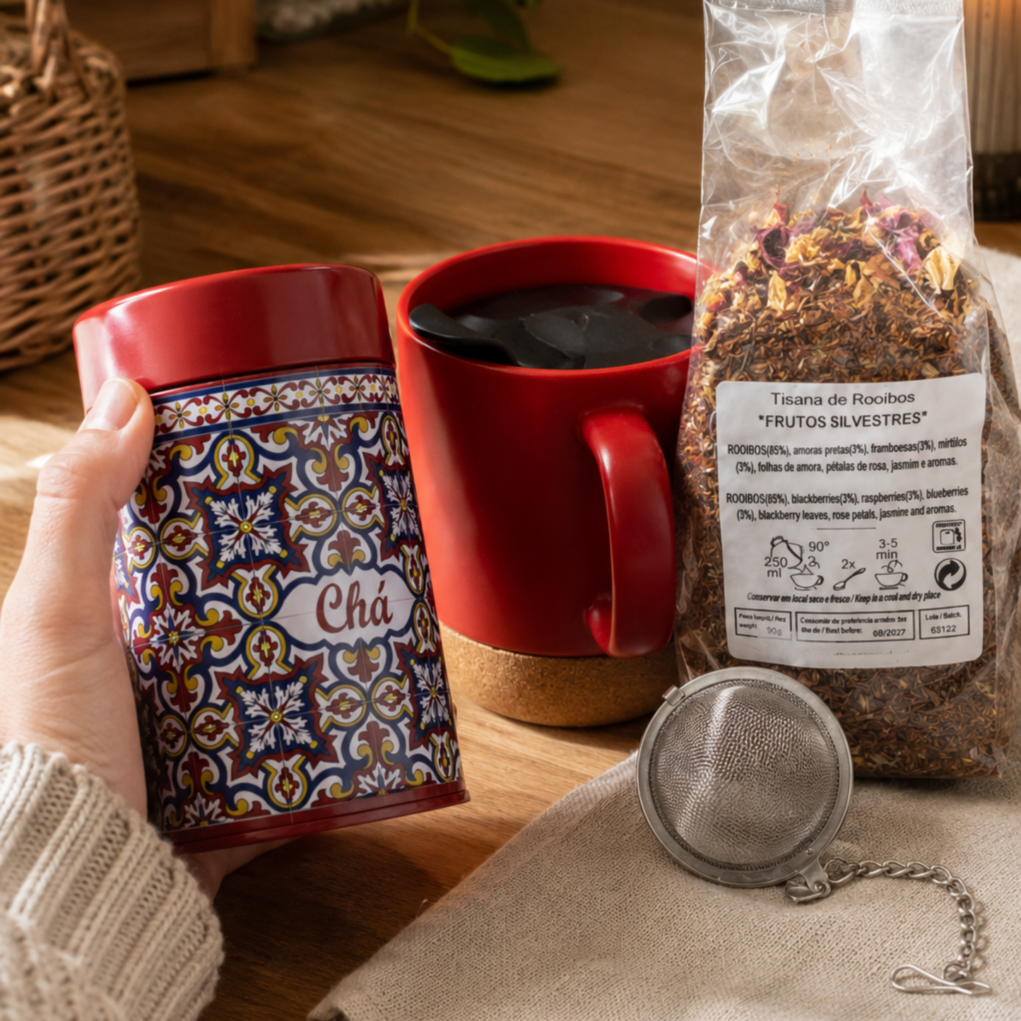 Rooibos Frutos Silvestres Sem Cafeína com Caneca Térmica