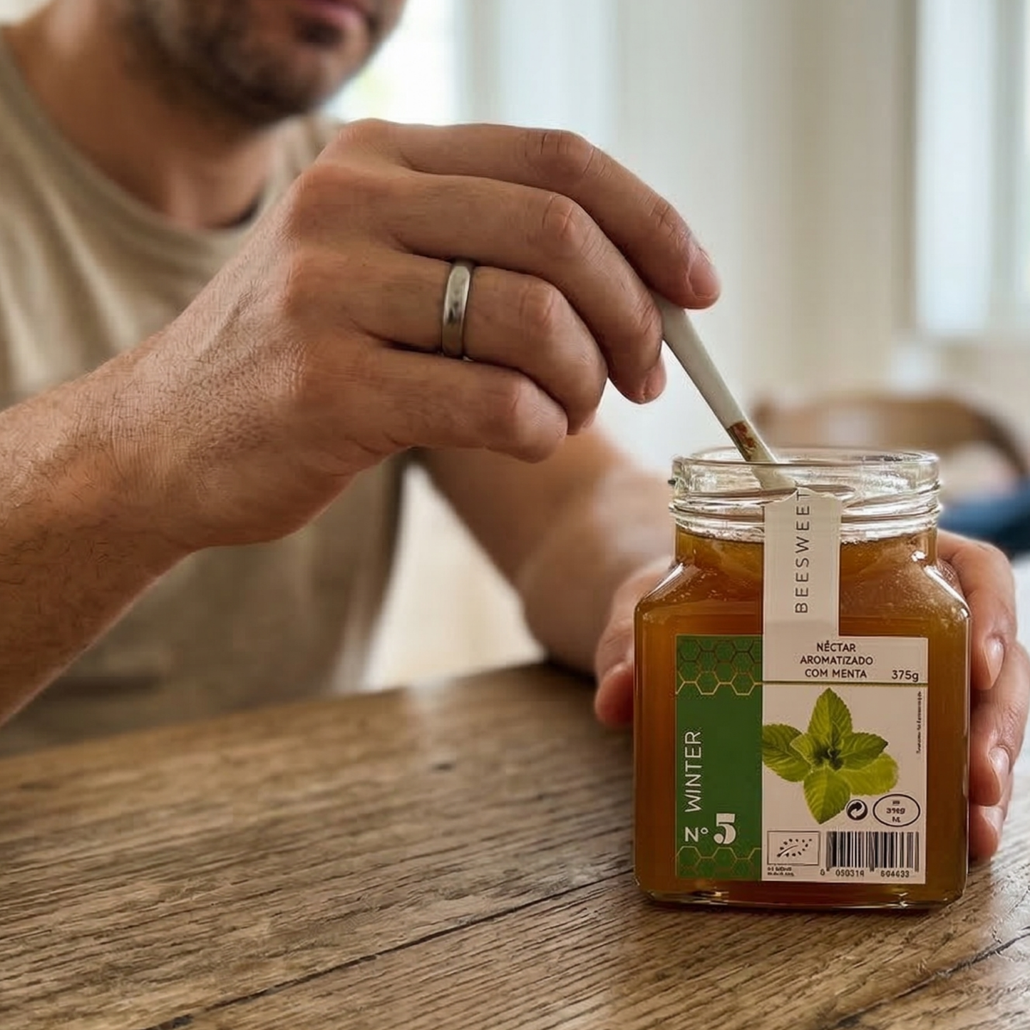 Miel Orgánica con Menta 375g | Refrescante, Digestiva y Energizante