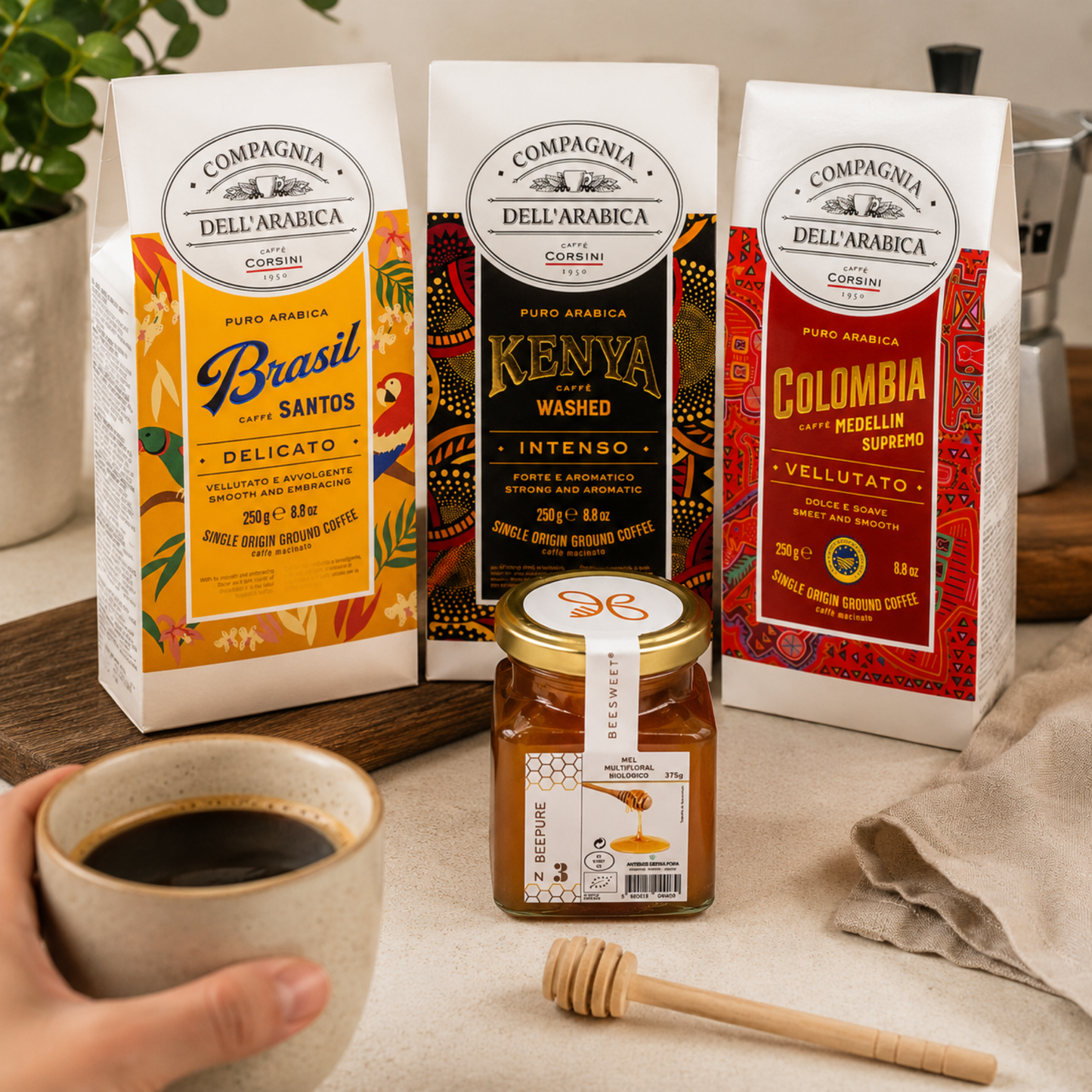 Cafés do Mundo 100% Arábica com Mel Biológico para Degustar