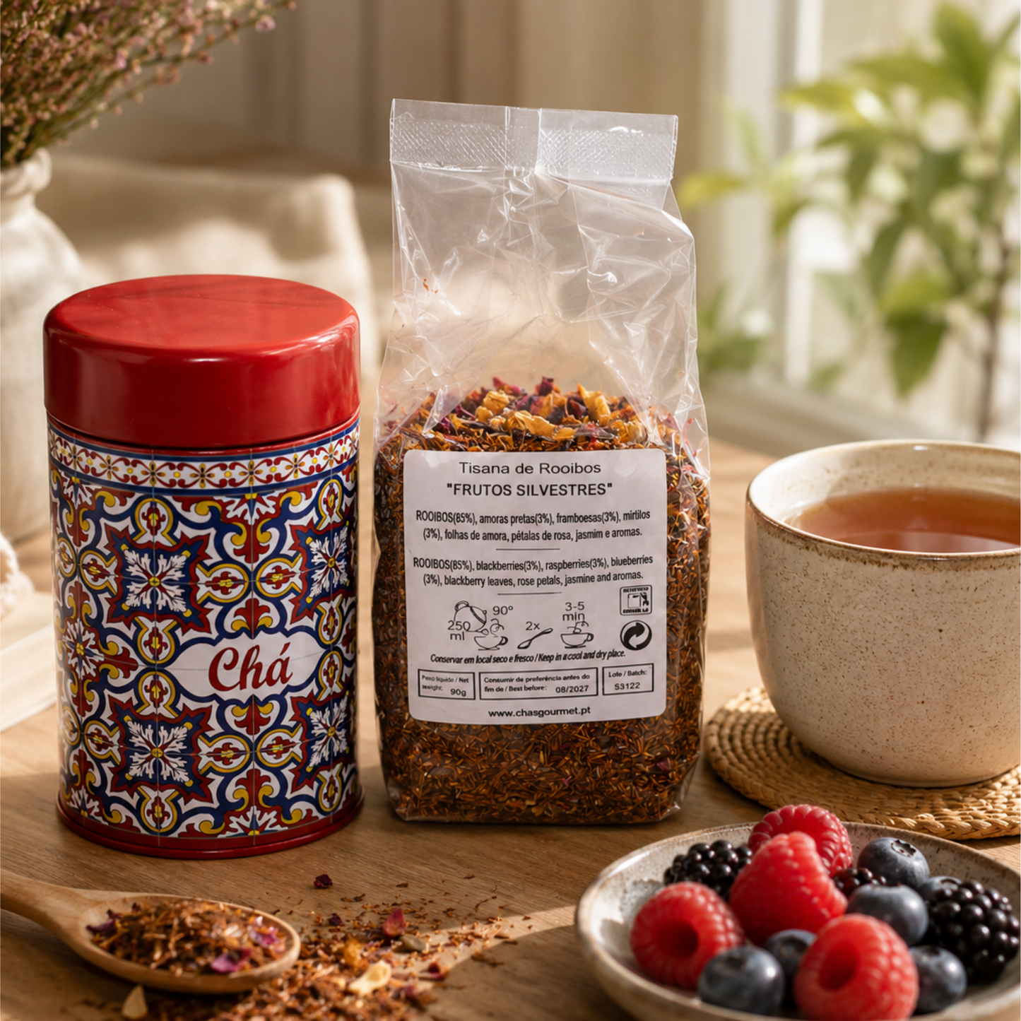 Rooibos com Frutos Silvestres para Digestão Leve e Pausas