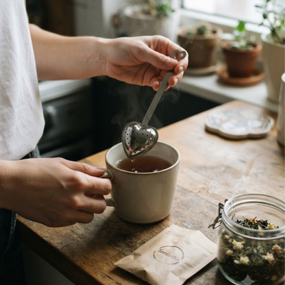Infusor de té en forma de corazón – Acero inoxidable para infusiones elegantes
